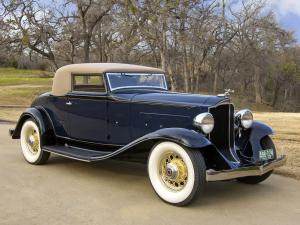 1932 Packard Light Eight Coupe